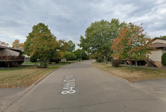 Brooklyn Park Firefighters Join Forces to Tackle Intense Townhome Blaze, No Injuries Reported
