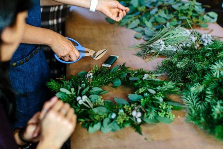 Charlotte Solid Waste Services Shares Tips for Holiday Waste Collection and Tree Disposal