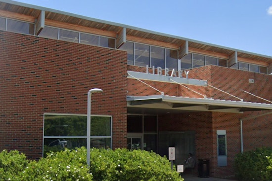 Chatham Community Library Hosts "Death and Cupcakes" Event to Support Holiday Grief