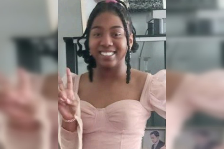 Chicago Police Seek Assistance in Locating Missing 15-Year-Old Lajadedrea Luckey