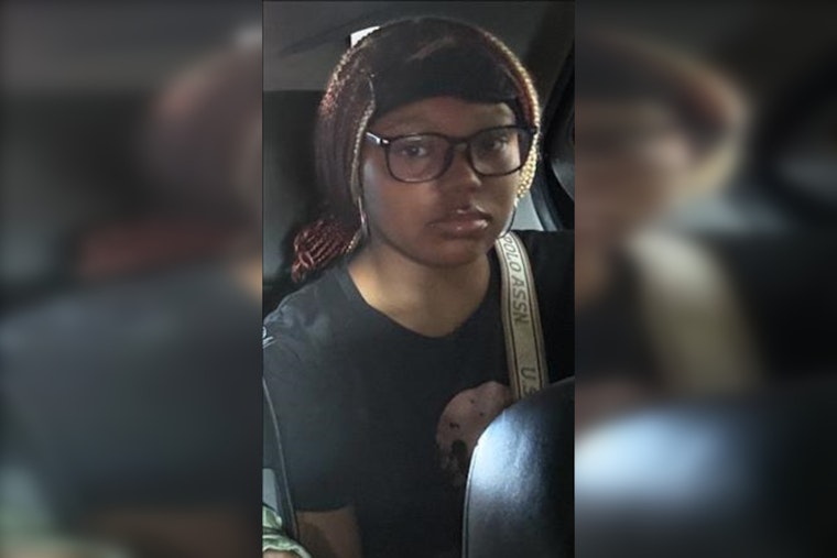 Chicago Police Seek Help to Locate Missing 14-Year-Old Alyssah Holloway