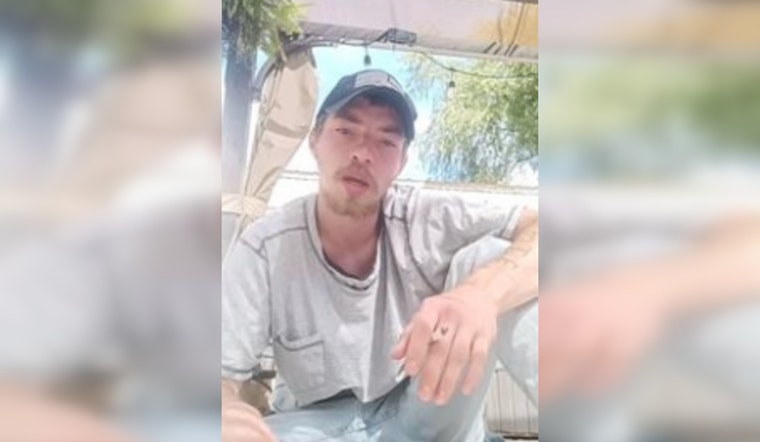 Chicago Police Seek Public's Help to Find Missing 22-Year-Old Seth Moses Last Seen in Lake Park Area