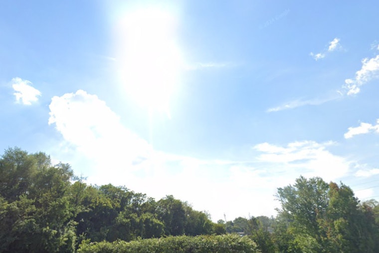 Chilly Mornings and Sunny Days Ahead for Knoxville, Rain Expected to Close the Weekend