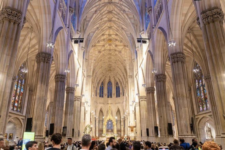 Christmas Eve Services at New York's Iconic Cathedrals Draw Thousands in Celebration of Hope and Tradition