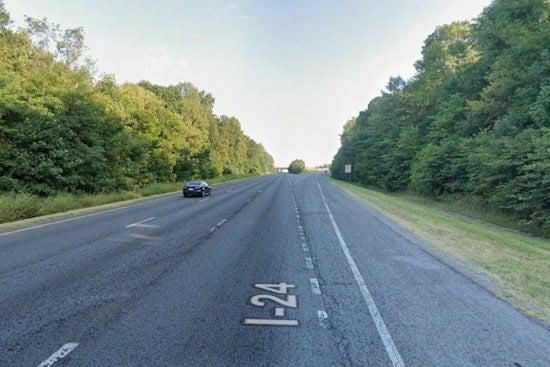 Clarksville Commuters Face Delays After I-24 Eastbound Collision Between Semi and Jeep