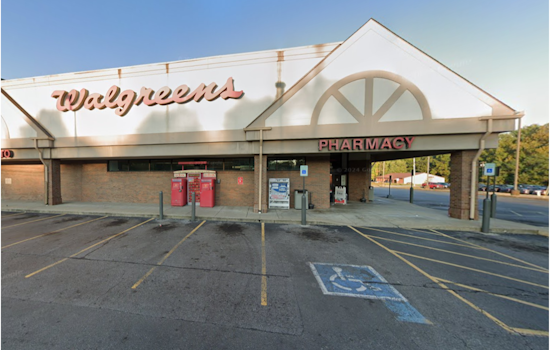Clarksville Firefighters Quickly Douse Dumpster Blaze Near Walgreens on Fort Campbell Boulevard