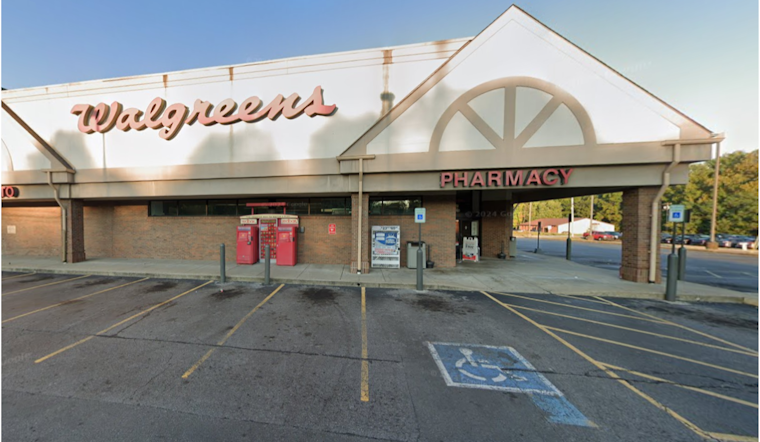 Clarksville Firefighters Quickly Douse Dumpster Blaze Near Walgreens on Fort Campbell Boulevard