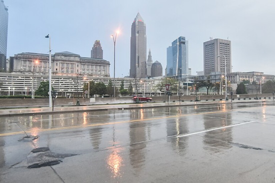 Cleveland Anticipates Mild Temps and Light Rain Ahead of Holiday Weekend, NWS Forecasts Shift in Weather Pattern