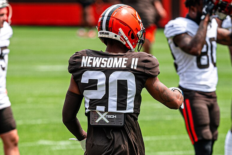 Cleveland Browns Adjust Roster: Newsome II on IR, Toney Waived Amid Team Reorganization