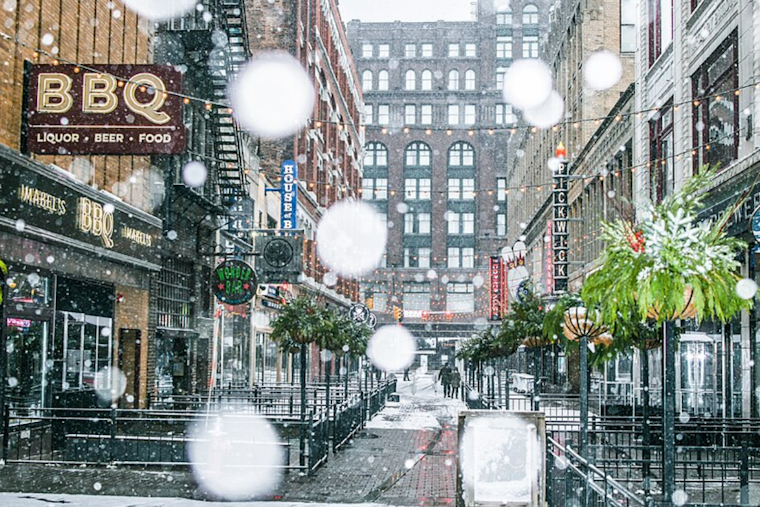 Cleveland's Weather Outlook: Rain to Snow Transition and Lake Effect Snow Warning in Effect