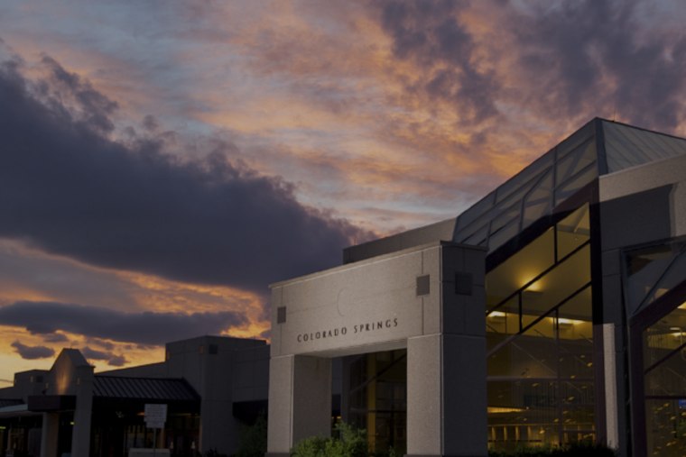 Colorado Springs Airport Cuts Long-Term Parking Fees for Holiday Travelers