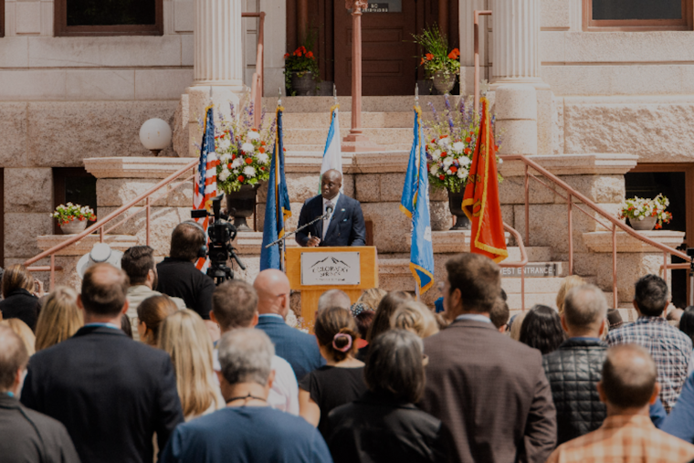 Colorado Springs Mayor Yemi Mobolade Unveils Strategic Homelessness Response Action Plan Aiming for Impactful Change by 2030
