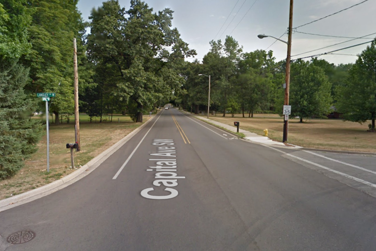 Critical Pedestrian Accident Under Investigation in Battle Creek, 19-Year-Old in Serious Condition After Collision on Capital Avenue