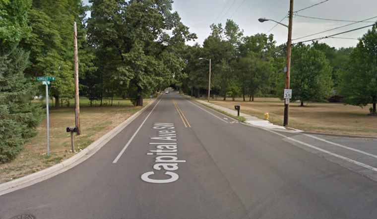 Critical Pedestrian Accident Under Investigation in Battle Creek, 19-Year-Old in Serious Condition After Collision on Capital Avenue