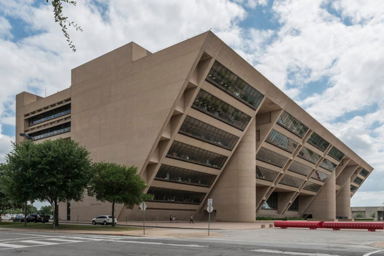 Dallas Announces Holiday Schedules and Launches Community Resources Hub to Enrich Resident Welfare