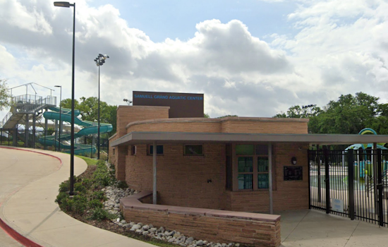 Dallas Aquatics Dives into Holiday Giving with Fundraisers for Free Swim Lessons for Youth