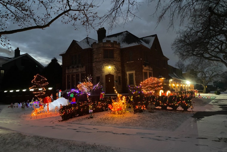 Dearborn Homes Shine in Winter Aglow Festivities, 51 Displays Earn City Recognition