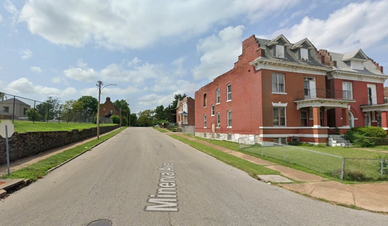 Delivery Man Robbed at Gunpoint in Hamilton Heights, Police Seek Tips from Public