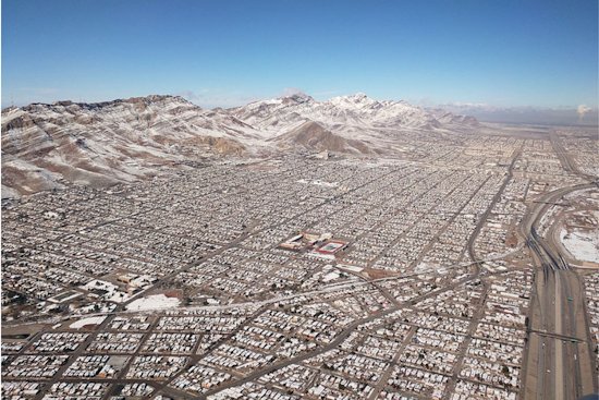 Denver Embraces Sunny Holiday Forecast, Slight Chance of White Christmas as Weather Shifts