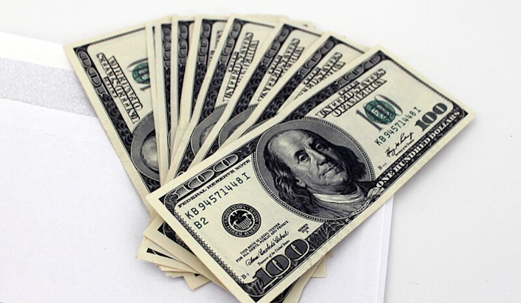 Denver to Raise Minimum Wage to $18.81 Amid Inflation Adjustments