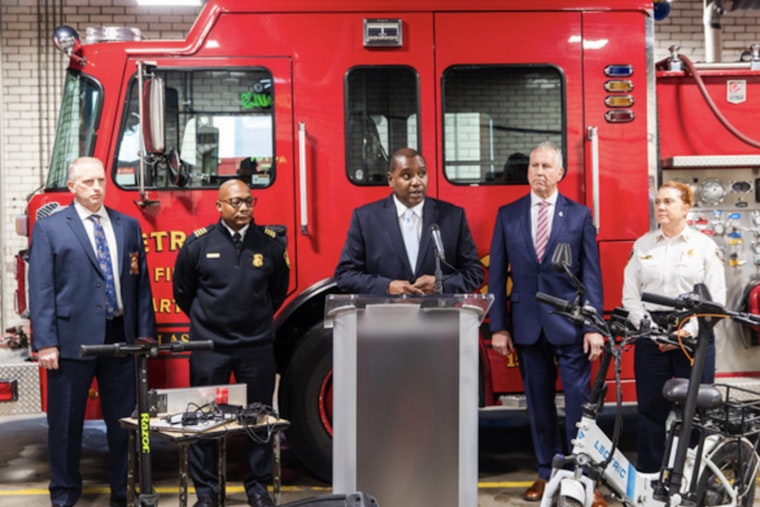 Detroit Fire Officials Issue Safety Advice on Lithium-Ion Batteries Ahead of Holiday Season