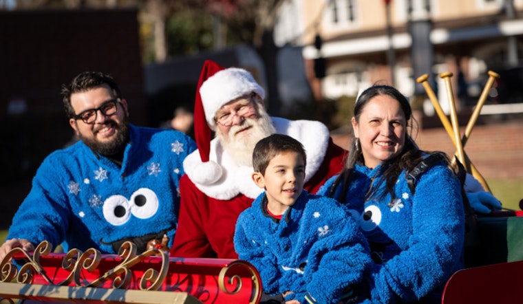 Downtown Duluth Celebrates Seasonal Splendor at Annual Deck the Hall Event