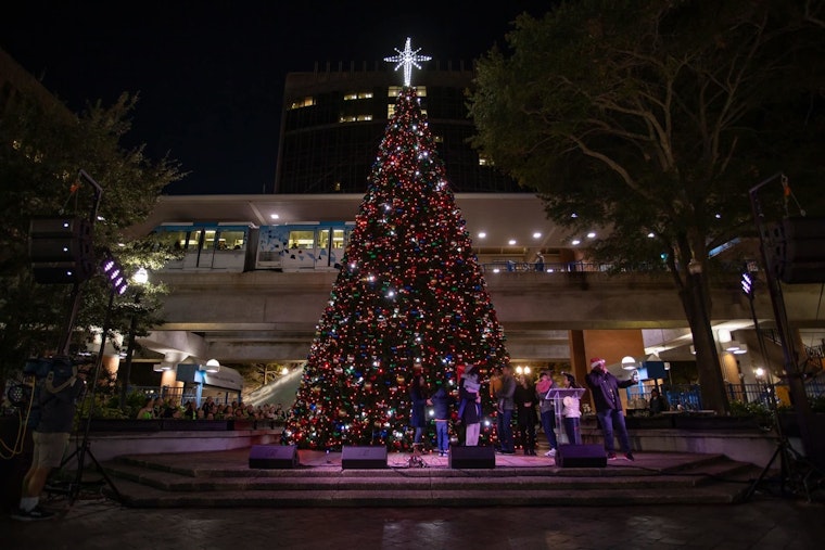 Downtown Jacksonville Ignites Holiday Spirit with December Art Walk and Tree Lighting Ceremony