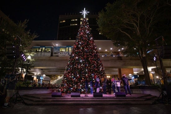Downtown Jacksonville Ignites Holiday Spirit with December Art Walk and Tree Lighting Ceremony