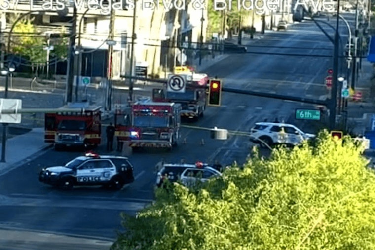 Downtown Las Vegas Traffic Resumes After Police Investigate Suspicious Package