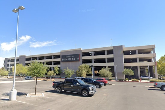 Downtown Summerlin Buzzes with Shoppers as Black Friday Sales Set to Break Records