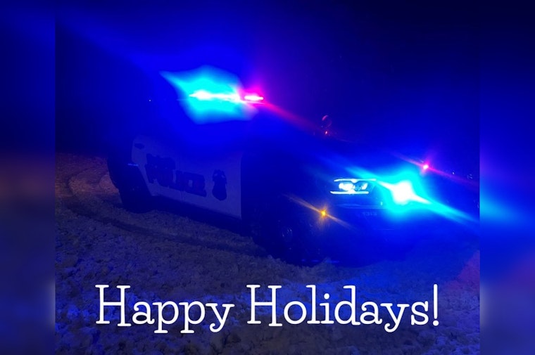 Duluth Police Department Wishes Happy Holidays, Reminds Citizens Lobby is Closed on Christmas With Services Unaffected