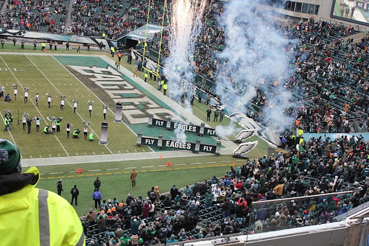 Eagles Soar to 10-2 with Eighth Straight Win, Overcoming Ravens 24-19 in Hard-Fought Battle