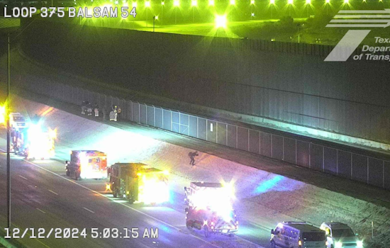 El Paso Fire Department Executes Complex Rescue of Two Individuals from Border Wall