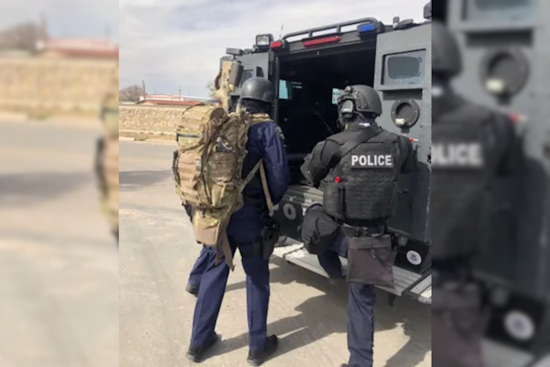 El Paso SWAT Team Ends Standoff in Northeast Neighborhood with One in Custody