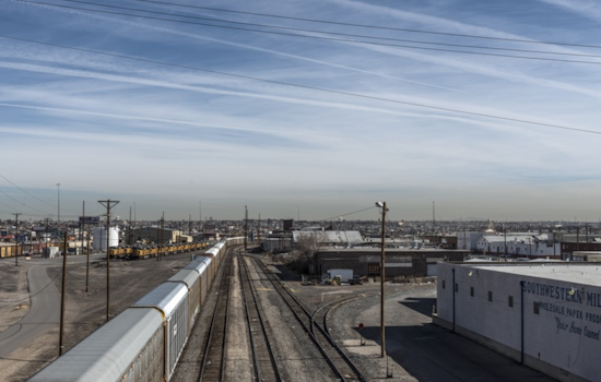 El Paso Week Ahead: Mostly Sunny Days with Slight Rain Chances, NWS Forecasts