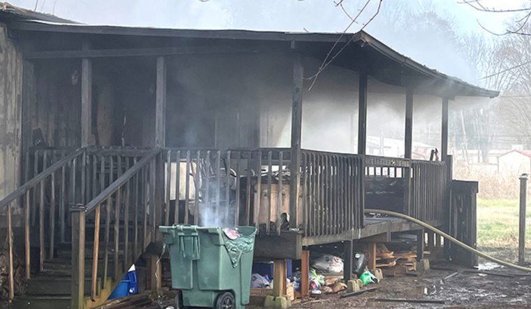 Elizabethton Fire Department Responds to Major Mobile Home Blaze Amid Christmas Parade Festivities