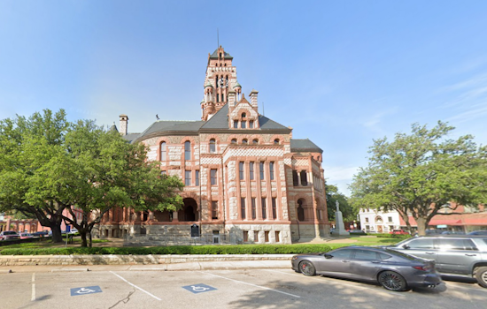 Ellis County Announces Office Closures for New Year's Day, Urges Residents to Plan Ahead