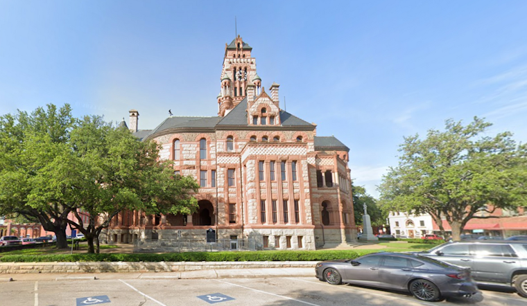 Ellis County Announces Office Closures for New Year's Day, Urges Residents to Plan Ahead