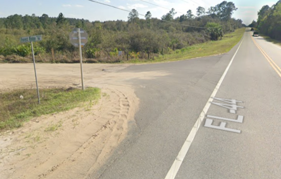 Eustis Woman, 89, Dies in Tragic Collision Involving Semi-Truck and Passenger Bus on SR-44