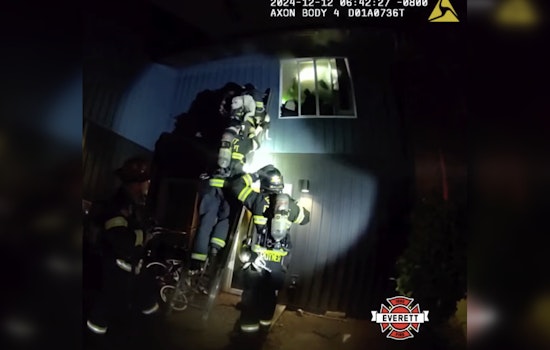 Everett Firefighters Heroically Rescue Man and Dog from Apartment Fire on W Casino Rd