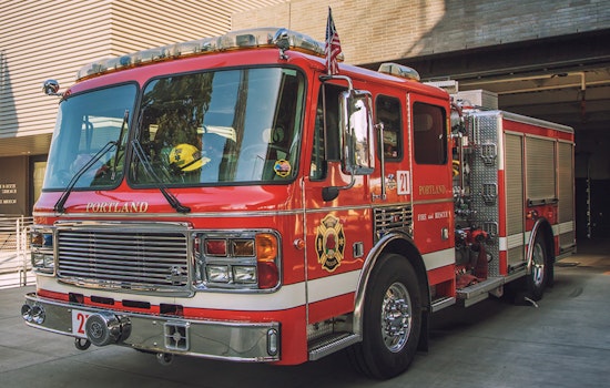 Fatal Vehicle Fire Claims Woman's Life in Northeast Portland, Cause Under Investigation
