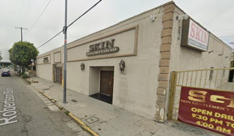 Firefighters Quell Blaze at Skins Gentlemen's Club in Los Angeles; No Injuries Reported