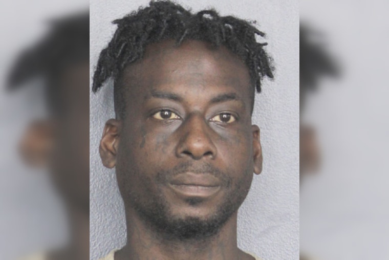 Fort Lauderdale Police Arrest Suspect in Stabbing and Robbery of Amazon Driver Amid Flat Tire Mishap