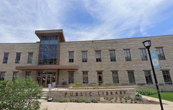 Free Computer Classes Launch at Oak Creek Public Library for Bay Area Folk