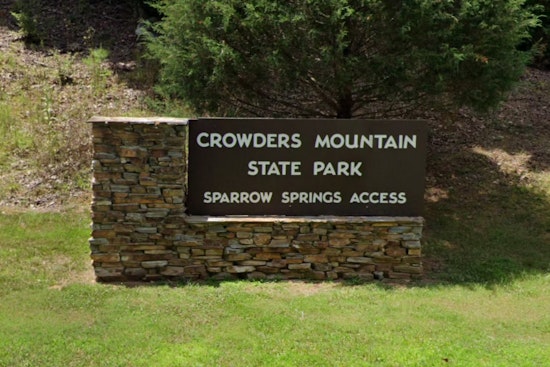 Gaston County Firefighters and NC Forestry Contain 650-Acre Wildfire at Crowders Mountain State Park