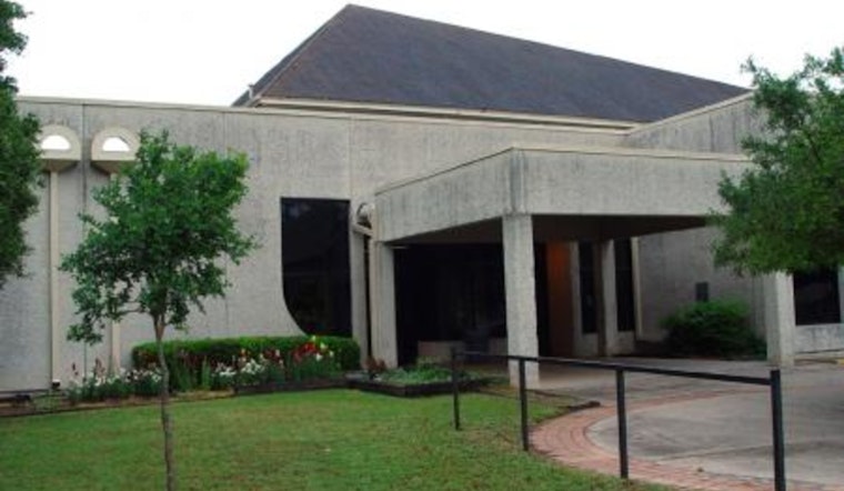 Givens Recreation Center in Austin Promotes Inclusion with First-Ever Deaf Social Night