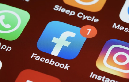 Global Outage Strikes Meta Platforms, Afflicting Facebook, Instagram, and WhatsApp Services