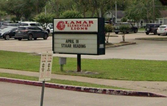 Goose Creek CISD Board Votes to Close Lamar Elementary Amid Declining Enrollment, Community Expresses Outcry