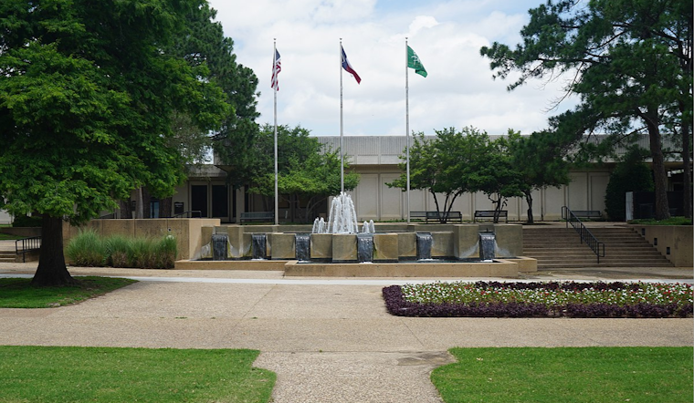 Grand Prairie Announces Holiday Closures and Service Schedules for Festive Season
