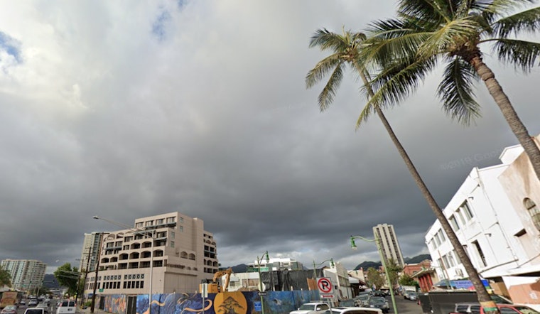 Hawaii Welcomes the New Year with Shifting Weather Patterns and Active Northwest Swells